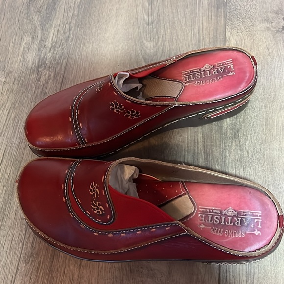 L’ARTISTE spring step women’s red leather clogs sz 37 - Picture 2 of 6